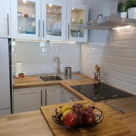 Charming Holidays In Martianez Апартаменты *